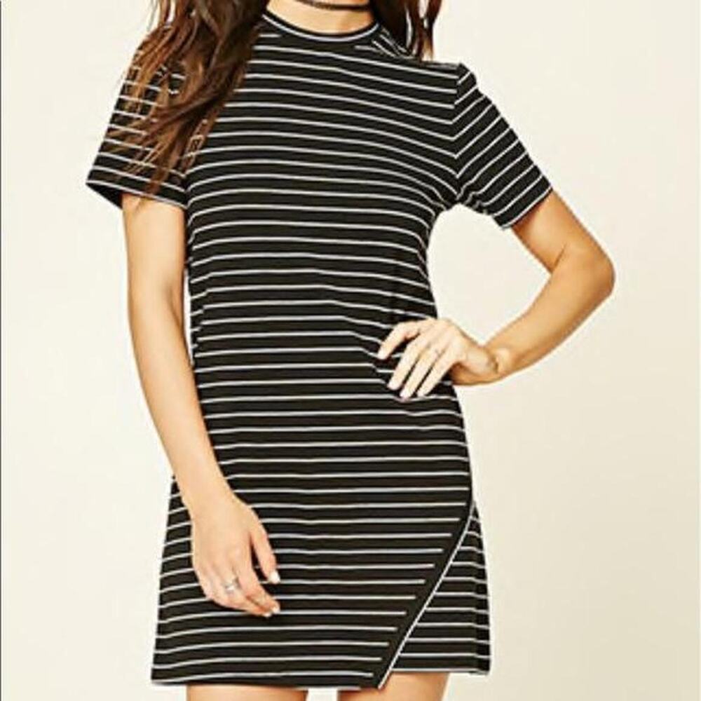 Forever 21 T-Shirt Dress